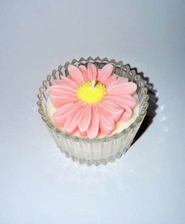 Lumanare parfumata in bomboniera, cu margareta [4]