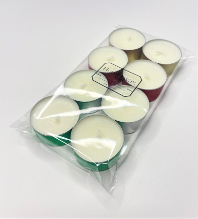Set lumanari neparfumate tip pastila din ceara naturala de soia, handmade, 8 buc, 128 g, culoare ambalaj rosu, verde, auriu si argintiu, cate 2 bucati din fiecare culoare. Sunt ambalate intr-o punga transparenta de celofan.  [4]
