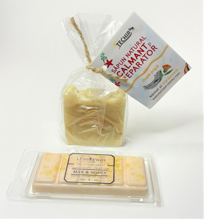 Setul contine: Snap bar cu ceara parfumata de soia, aroma Lapte si miere, clam shell, 50 g; Sapun natural Dupa plaja, Techir, Namol si Galbenele, 120 g.  [1]