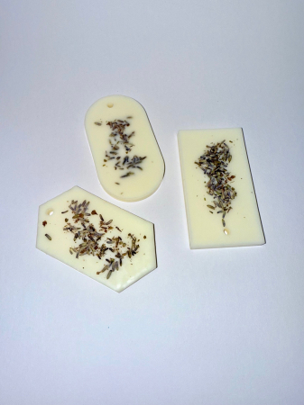 Tableta parfumata – odorizant, din ceara naturala de soia, handmade, cu flori naturale de Lavanda, 30 g [11]