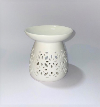 Vas de ceramica mare de culoare alba, aspect mat. [6]