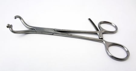 Instrumentar - Forceps cu ghidaj pentru brosa