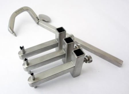 Instrumentar - Ghidaj burghiu ajustabil pentru colul femural pentru burghie de Ø2.0 / 2.5 / 3.5