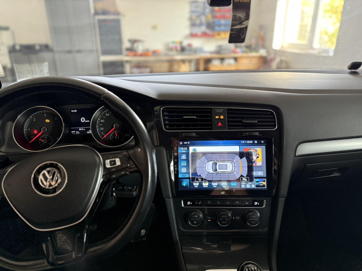 Multimedia HUB64 Volkswagen Golf 7 2013+ - S4 PRO Series