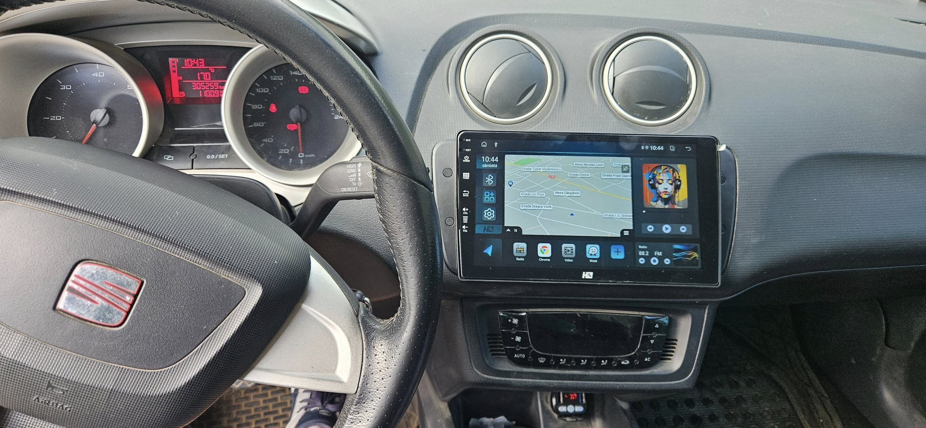 Multimedia HUB64 Seat Ibiza - S4 LITE Series