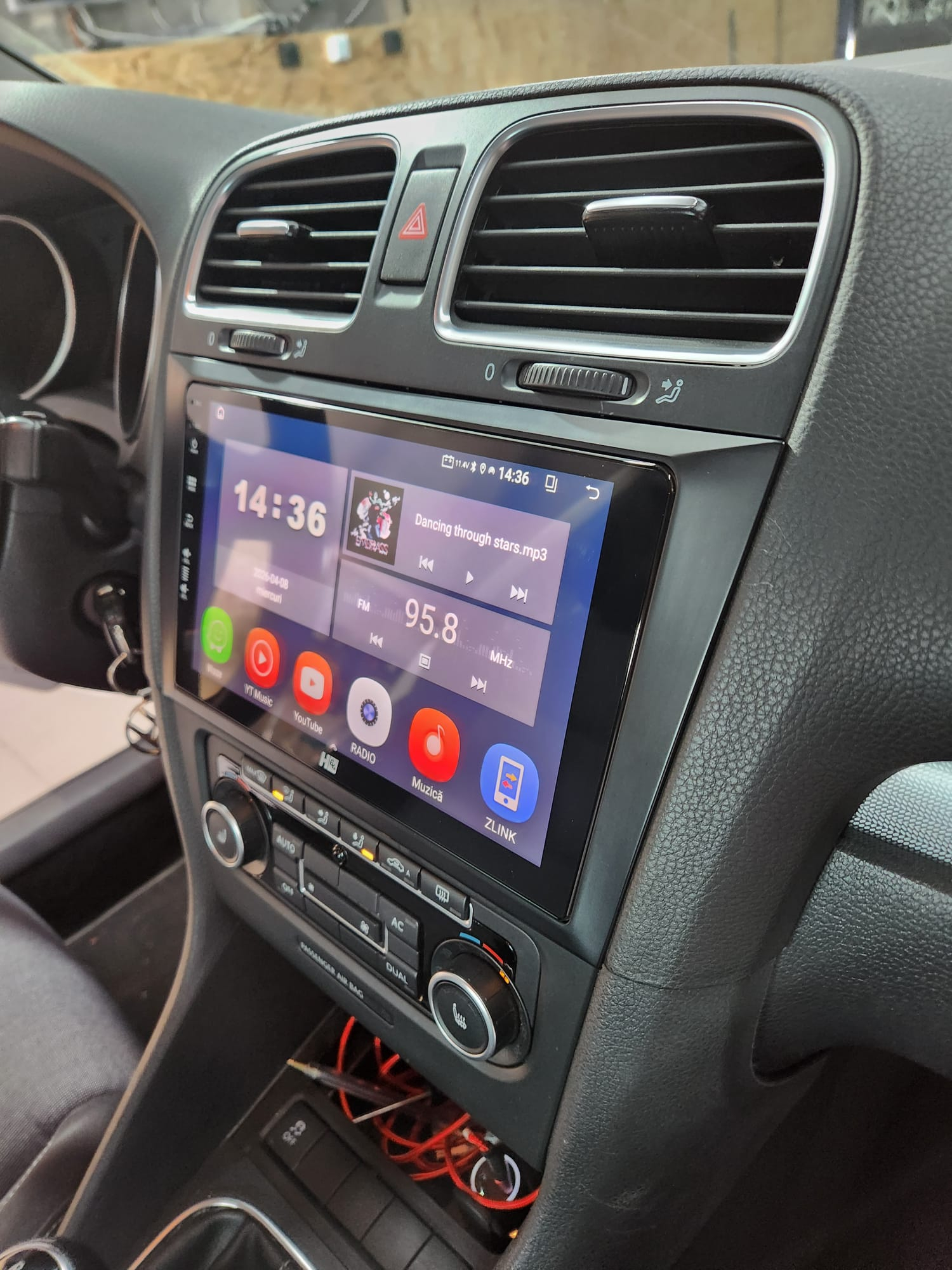 Multimedia HUB64 VW Golf 6 2010 - S4 Pro Series