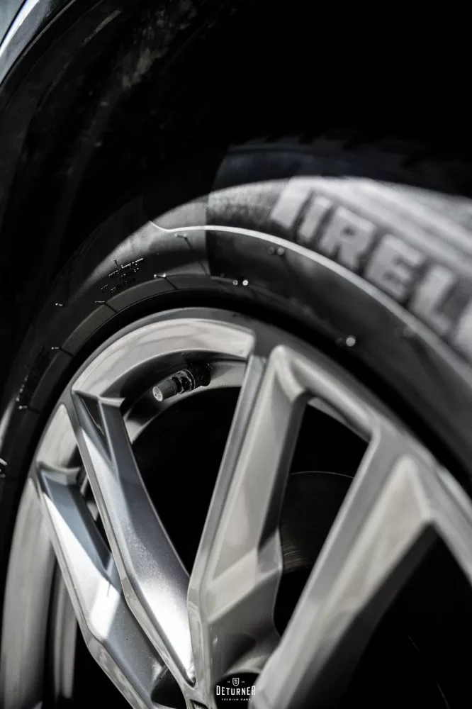 Deturner Creamy Tire Dressing – dressing premium pentru anvelope cu finisaj satinat [6]