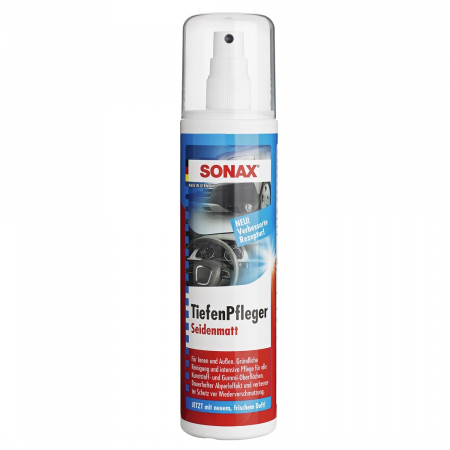 Cosmetica Auto - Solutie Spray Universala Pentru Intretinerea Suprafetelor Din Plastic Si Cauciuc, 300 ml
