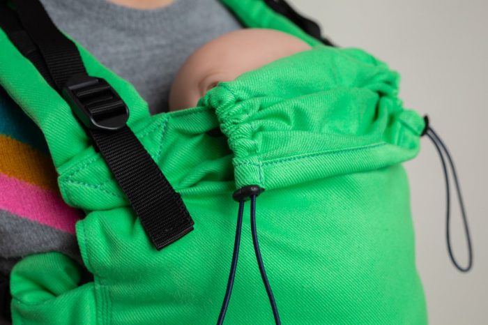 Un marsupiu sigur, prietenos și ușor de ajustat — creat pentru conectare și confort în fiecare zi [2]