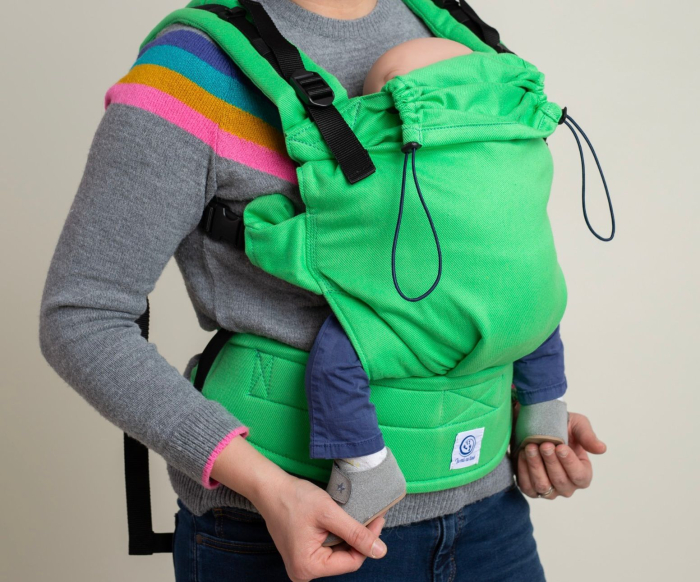 Un marsupiu sigur, prietenos și ușor de ajustat — creat pentru conectare și confort în fiecare zi [3]