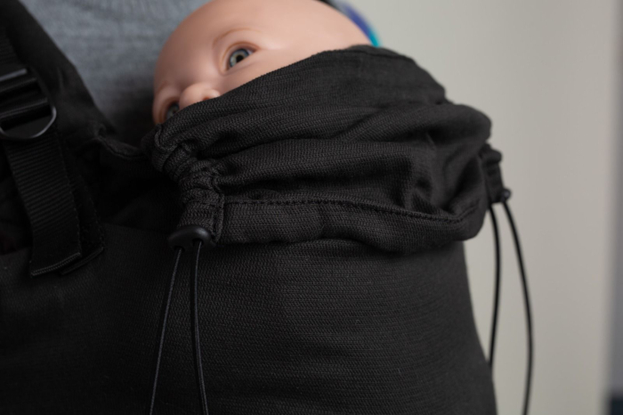 Un marsupiu sigur, prietenos și ușor de ajustat — creat pentru conectare și confort în fiecare zi [3]