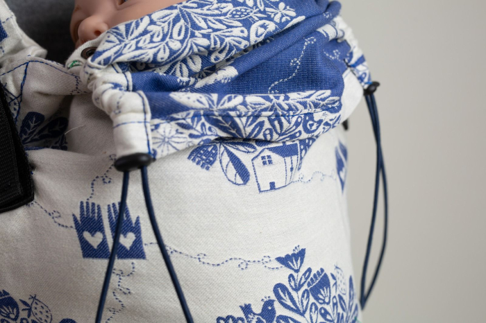 Un marsupiu sigur, prietenos și ușor de ajustat — creat pentru conectare și confort în fiecare zi [3]