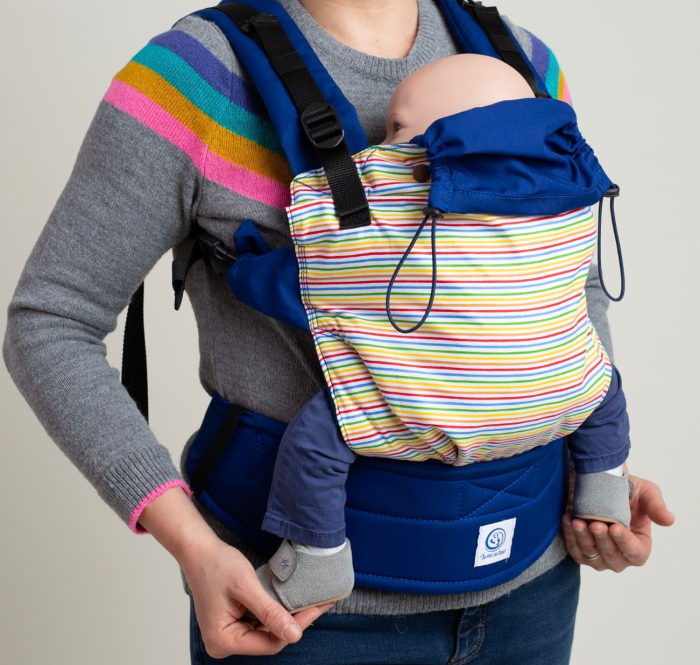 Un marsupiu sigur, prietenos și ușor de ajustat — creat pentru conectare și confort în fiecare zi [2]