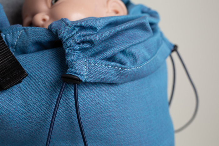 Un marsupiu sigur, prietenos și ușor de ajustat — creat pentru conectare și confort în fiecare zi [3]