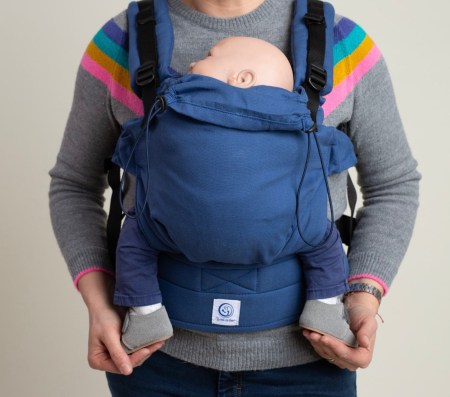 Bebeluș - Un marsupiu sigur, prietenos și ușor de ajustat — creat pentru conectare și confort în fiecare zi