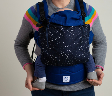 Bebeluș - Un marsupiu sigur, prietenos și ușor de ajustat — creat pentru conectare și confort în fiecare zi