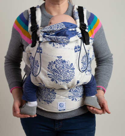 Bebeluș - Un marsupiu sigur, prietenos și ușor de ajustat — creat pentru conectare și confort în fiecare zi