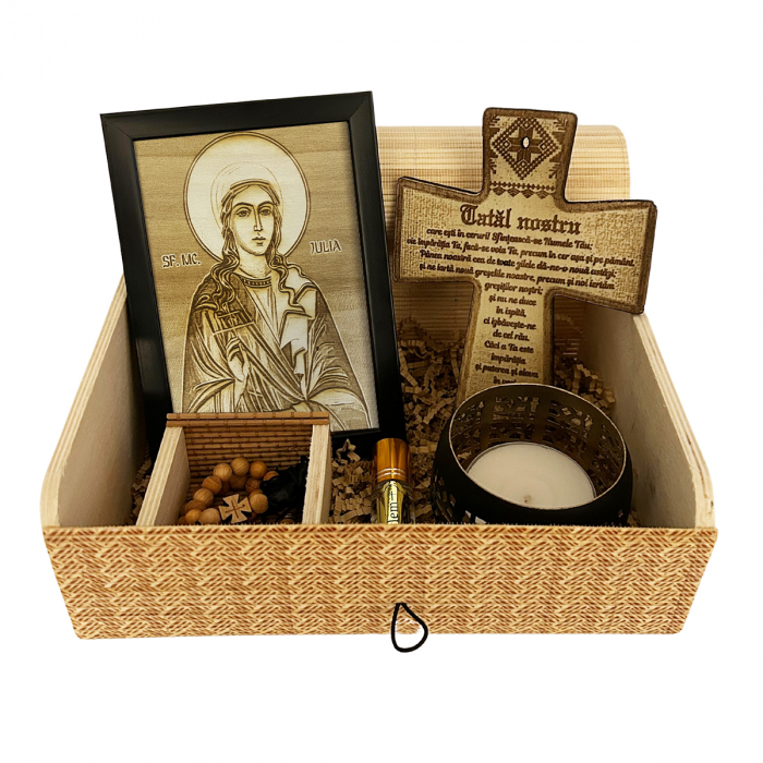 Icoana Sfanta Julia Pirogravata in Lemn [1]