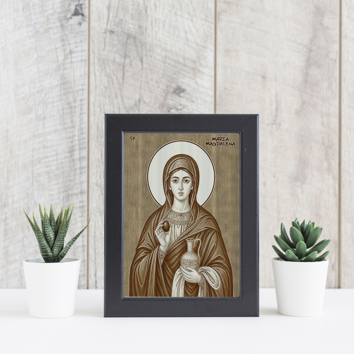 Icoana Sfanta Mironosita Maria Magdalena - icoana pirogravata pe lemn de plop cu rama neagra [4]