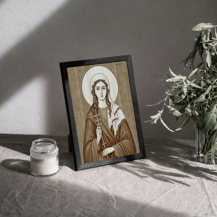 Icoana Sfanta Mucenita Iulia - icoana pirogravata pe lemn de plop cu rama neagra [3]