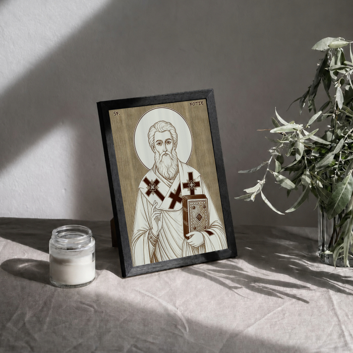Icoana Sfantul Fotie cel Mare, Patriarhul Constantinopolului - icoana pirogravata pe lemn de plop cu rama neagra [3]