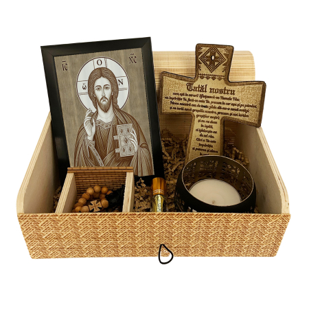 Catalog Icoane - Icoana Iisus Hristos Pantocrator Portret - icoana pirogravata pe lemn de plop cu rama neagra