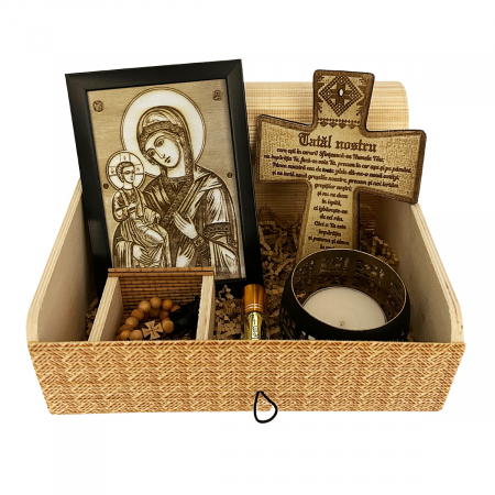 Icoane Maica Domnului - Icoana Maicii Domnului cu trei maini Pirogravata in Lemn