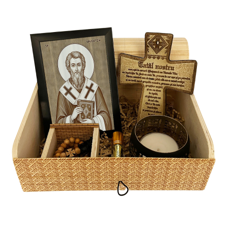 Catalog Icoane - Icoana Sfantul Mucenic Valentin - icoana pirogravata pe lemn de plop cu rama neagra