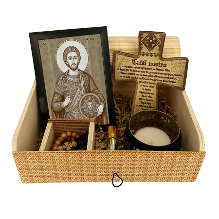 Catalog Icoane - Icoana Sfantul Mucenic Valeriu - icoana pirogravata pe lemn de plop cu rama neagra