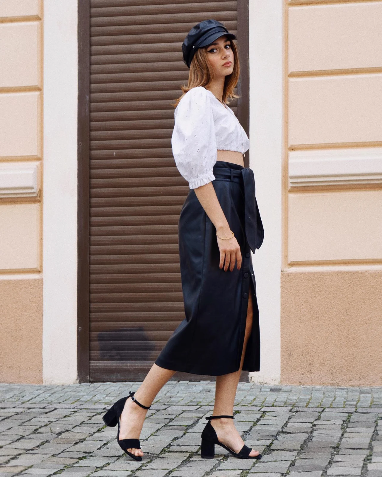 SANDALE DIN PIELE INTOARSA NEAGRA, CU TOC GROS [4]