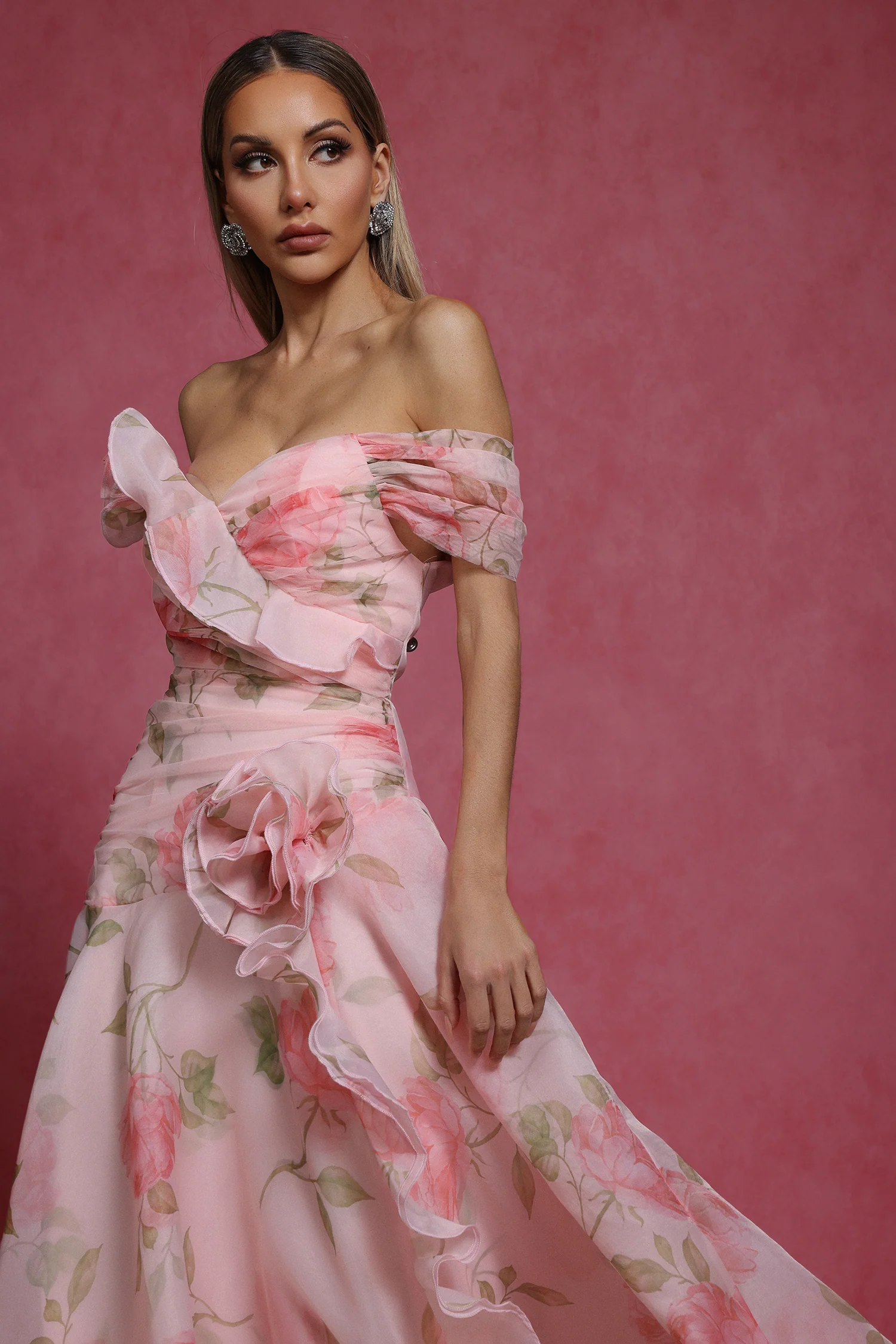 Rochie maxi, fara manexi, cu motiv floral [3]
