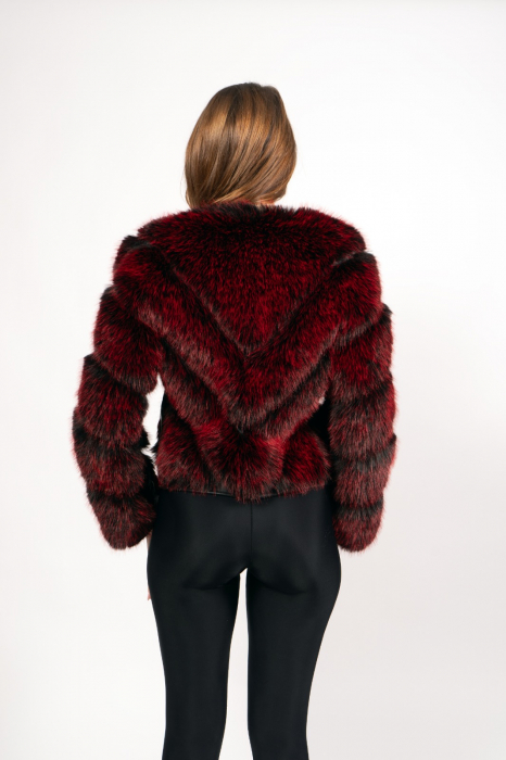 Haină scurtă si elegantă, din blana de culoare rosie [3]