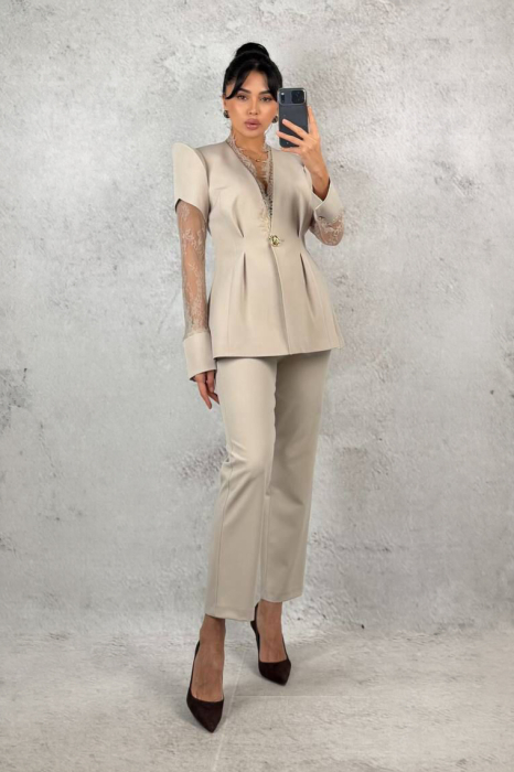 Costum Lalyane Bej [2]