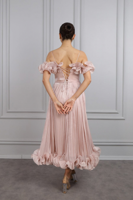 Rochie midi roz cu corset reglabil [4]