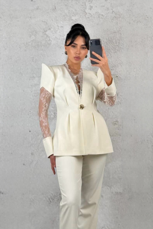 Noutati - Costum Lalyane Alb