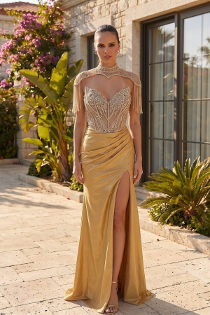 Rochie aurie, lunga, cu accente stralucitoare [2]