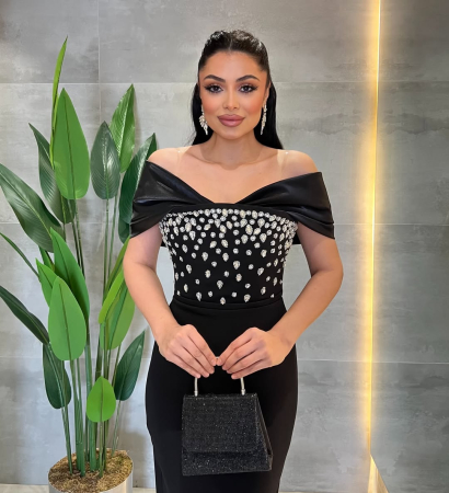 Rochie creion elegantă, de culoare neagră, cu decolteu tip barcă pe umeri [2]