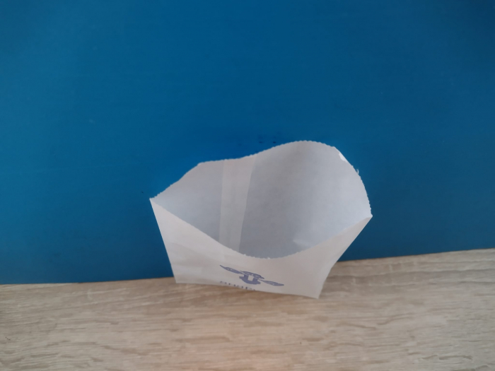 Pungi anafura standard la dimensiunea de 8.5*13 cm [2]