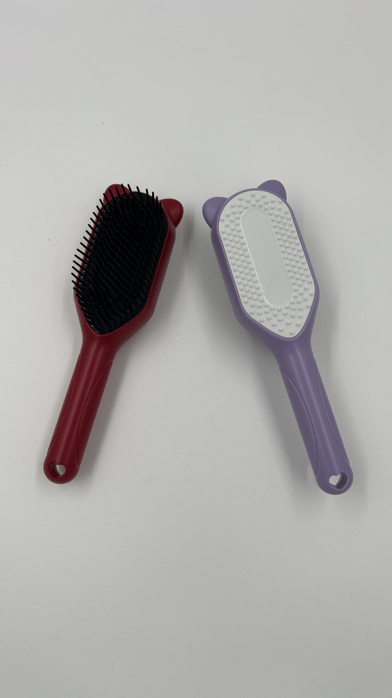 Perie pentru ingrijirea blanitei pentru caini sau pisici, din plastic, mov, cu peri flexibili [3]