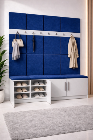 Cuier  tapitat cu pantofar MIA .