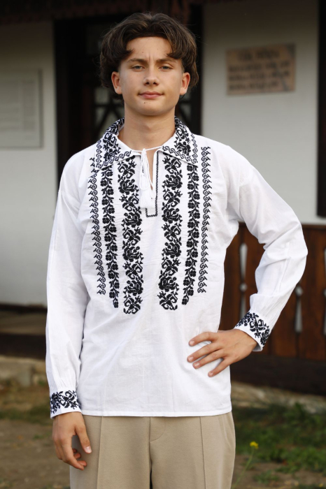 Cămașă tradițională Amza broderie neagra [3]