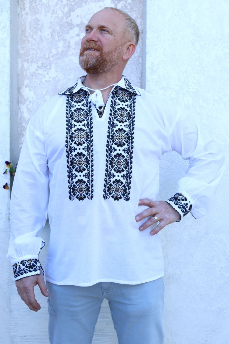 Cămașă tradițională Grigorie broderie neagra si aurie [3]