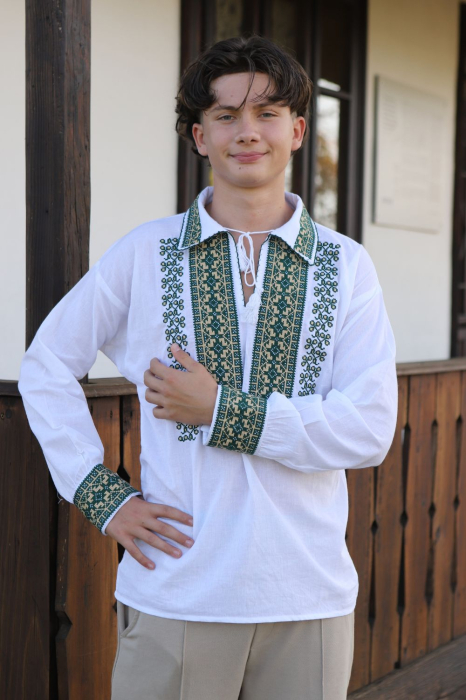Cămașă tradițională Mateo broderie verde [2]