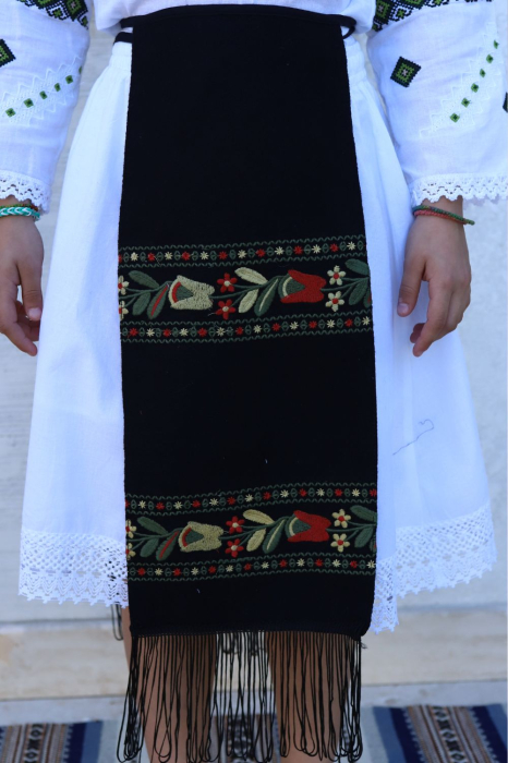 Fotă traditionala copii flori de campie multicolor [3]