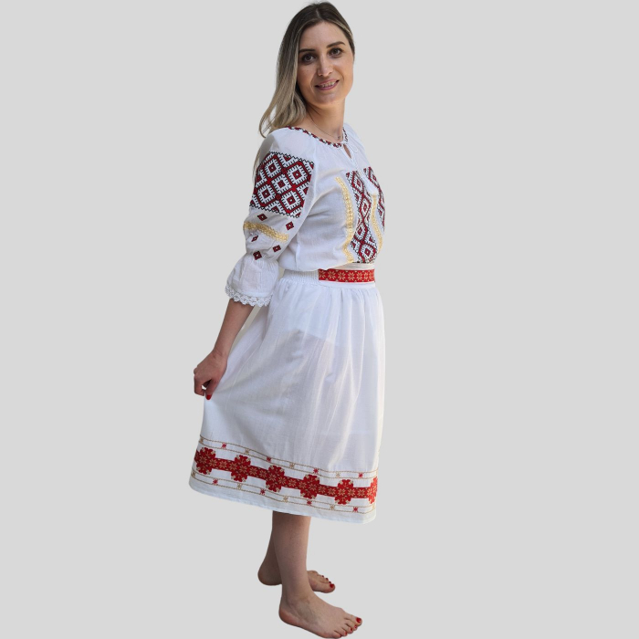 Fusta dama Mihaela culoare albă-broderie roșie [2]