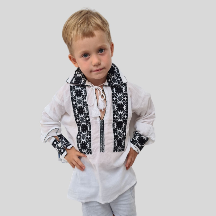 Ie băieți Matia broderie neagra [2]