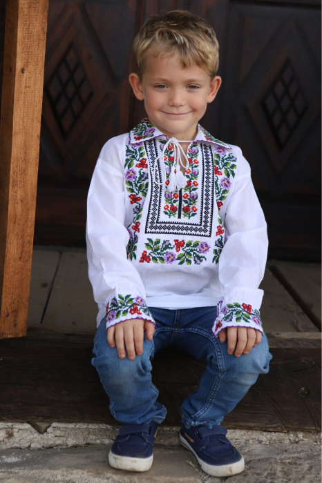 Ie băieți Nestor broderie rosie si mov [3]