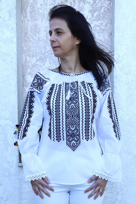 Ie damă Aurelia broderie neagra [2]