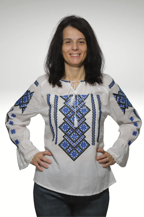 Ie damă Anania broderie albastra [2]