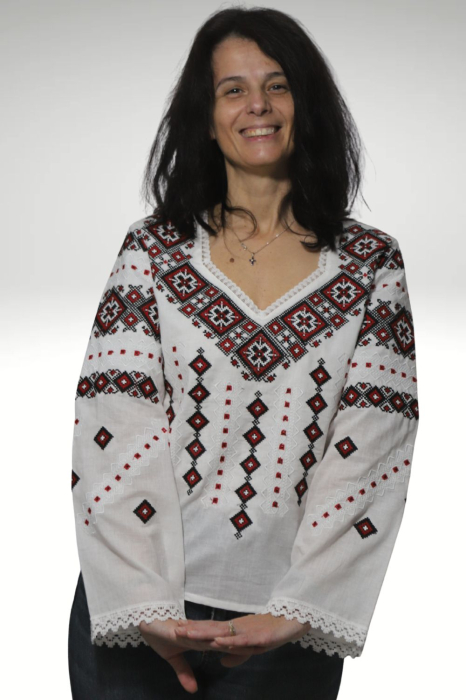 Ie damă Antuzia broderia rosie [2]